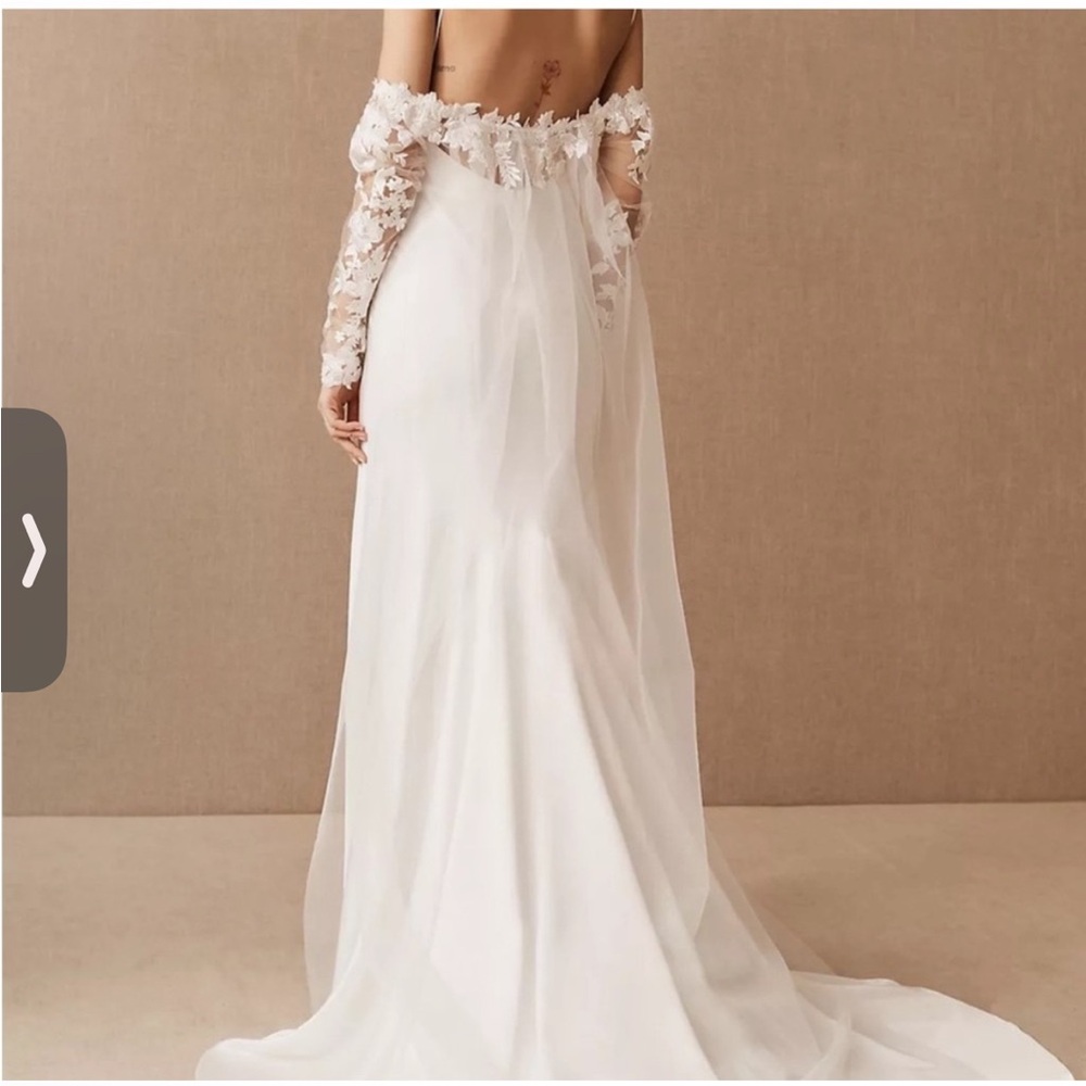 Society James Florence Off The Shoulder Lace Sleeve Cape NWT